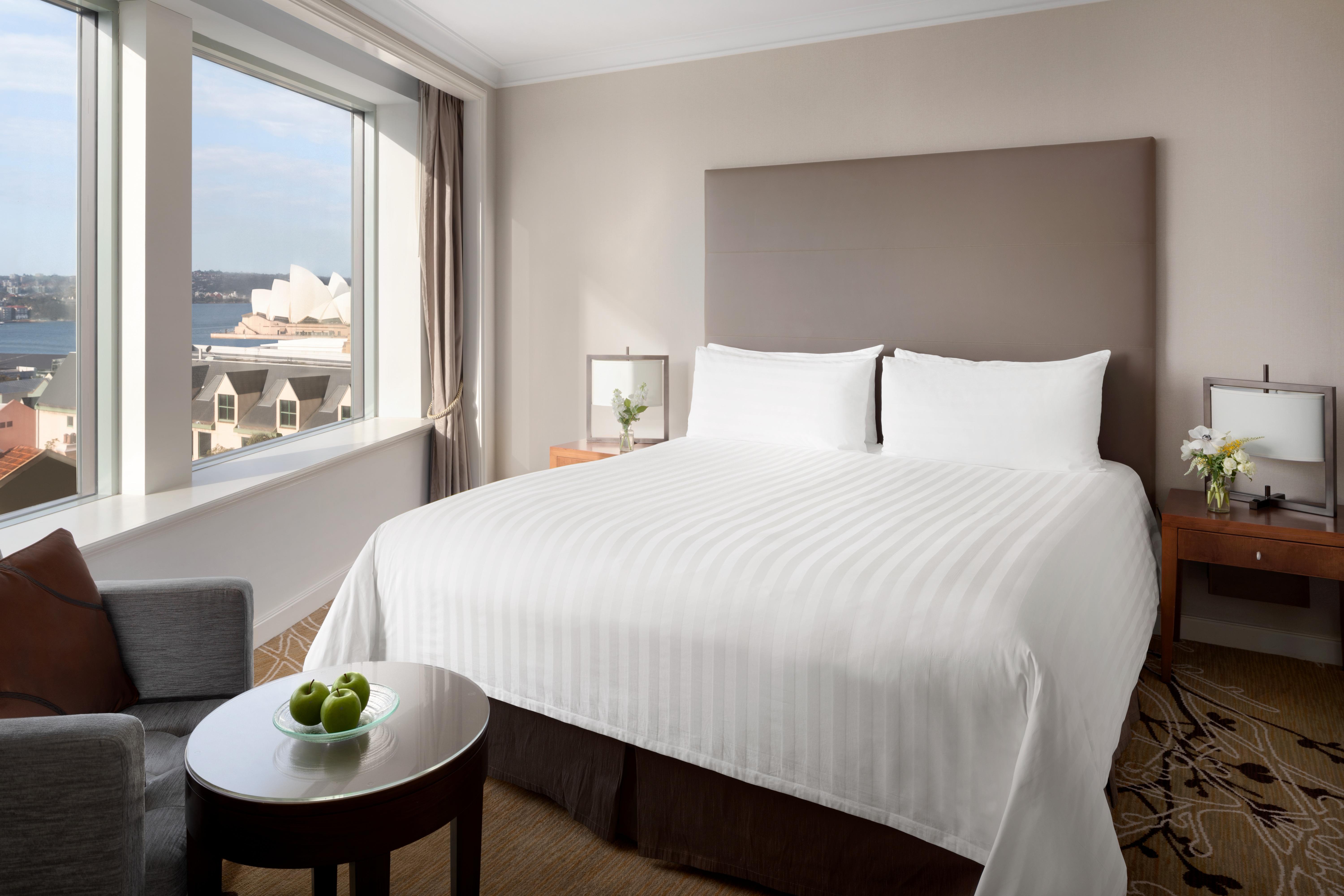 Shangri-La Σίδνεϊ Εξωτερικό φωτογραφία A room at the Ritz-Carlton, Dublin